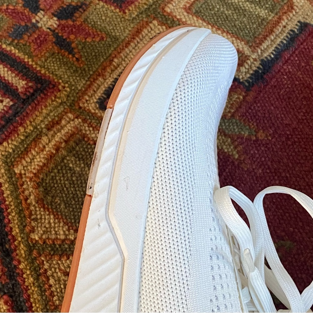 Flux Zero Drop Sneakers - Adapt Runner - White / Gum RN / M8 / W9.5 - Picture 10 of 13